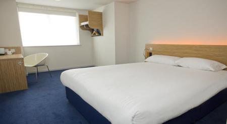 Travelodge Kingston Upon Thames Central Londyn Pokój zdjęcie
