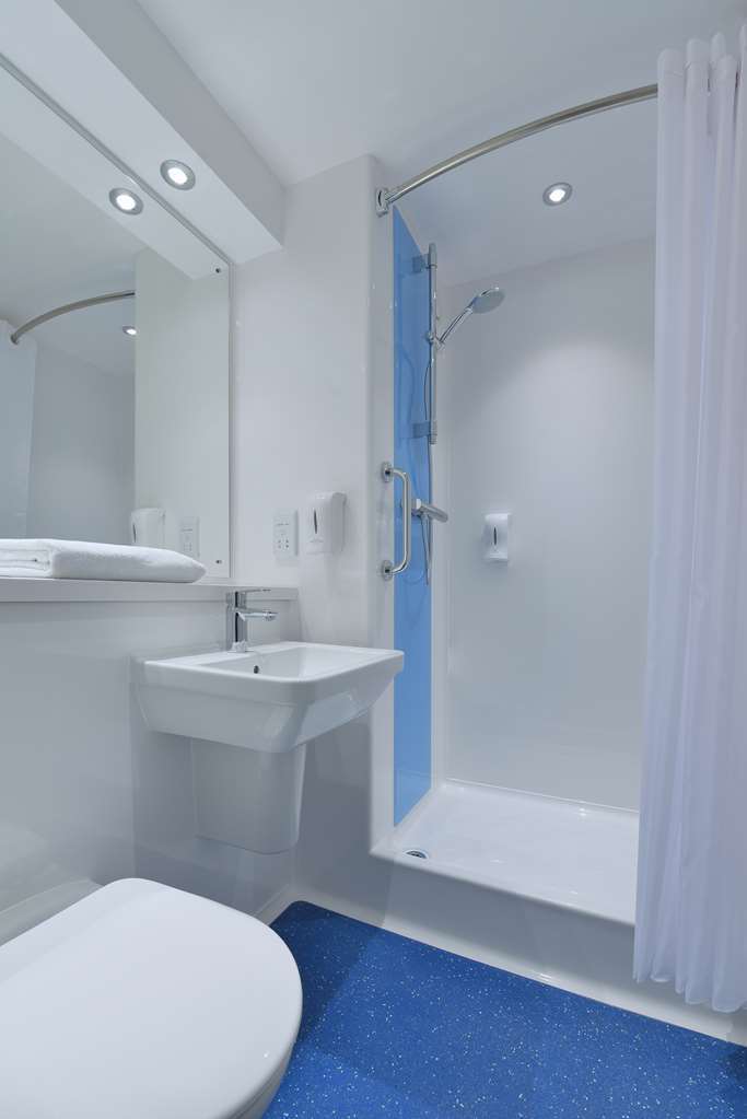 Travelodge Kingston Upon Thames Central Londyn Pokój zdjęcie